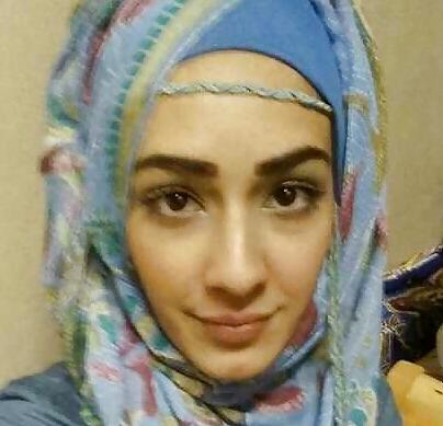 18P Hijab slut