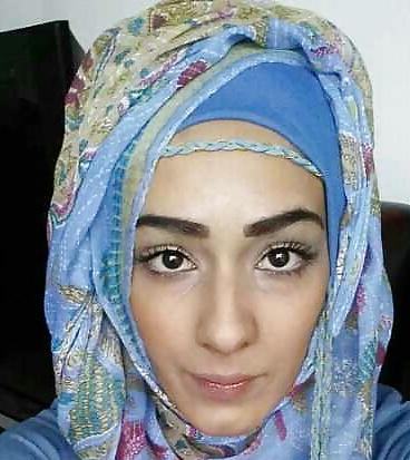 18P Hijab slut