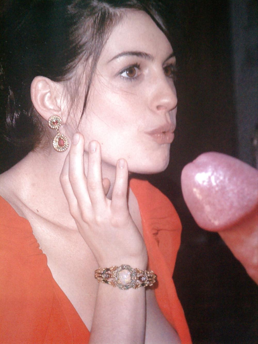 14P Cum On Anne Hathaway's Face!