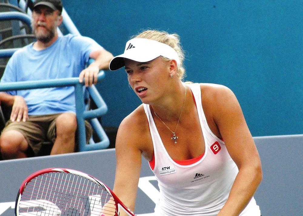 19P Caro Wozniacki - Most fuckable tennis player