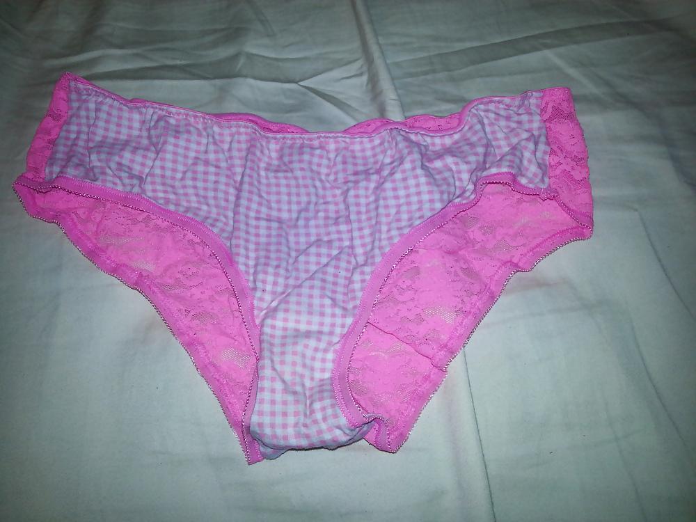 4P S.I.L XL panties and 40DDD bra