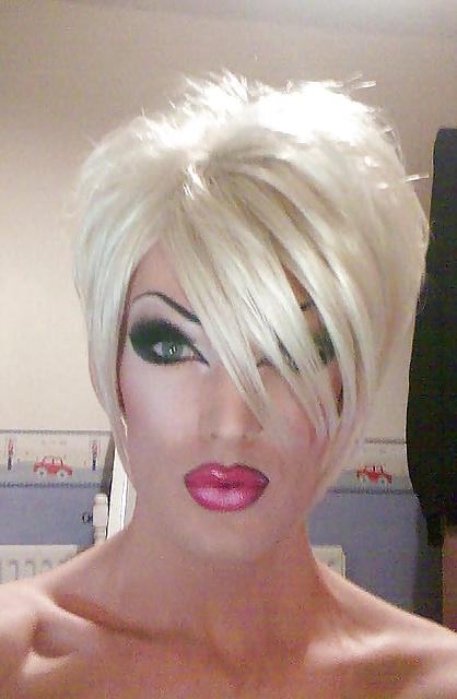 25P Makes me cum part 14: slutty makeup