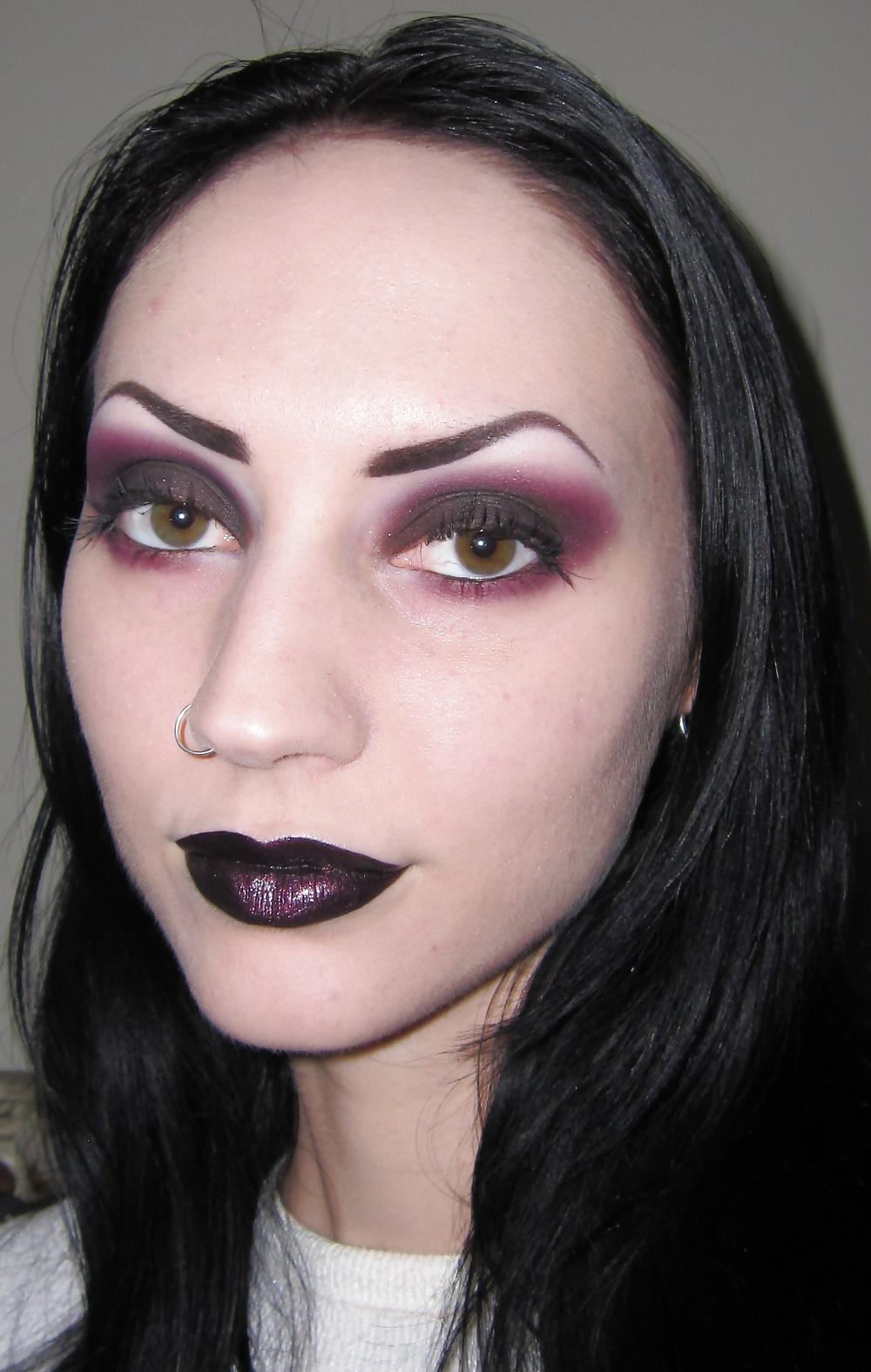25P Makes me cum part 14: slutty makeup