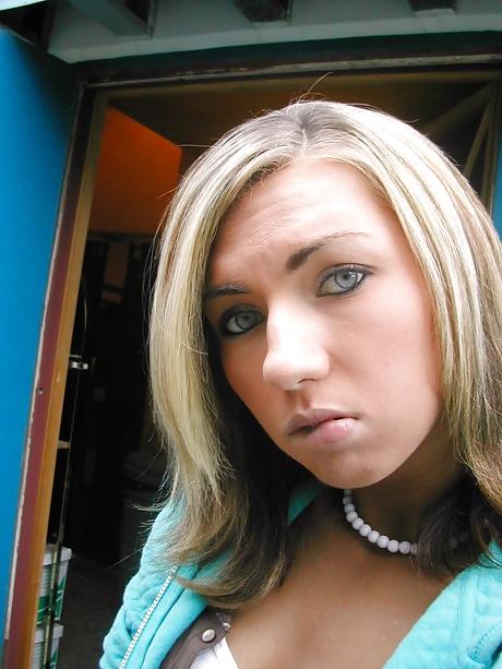 25P Makes me cum part 14: slutty makeup