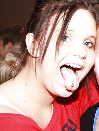 25P Danish teens-177-178-party bra tongue piercing cleavage 