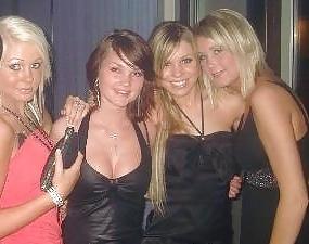 25P Danish teens-177-178-party bra tongue piercing cleavage 