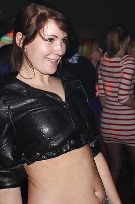 25P Danish teens-177-178-party bra tongue piercing cleavage 