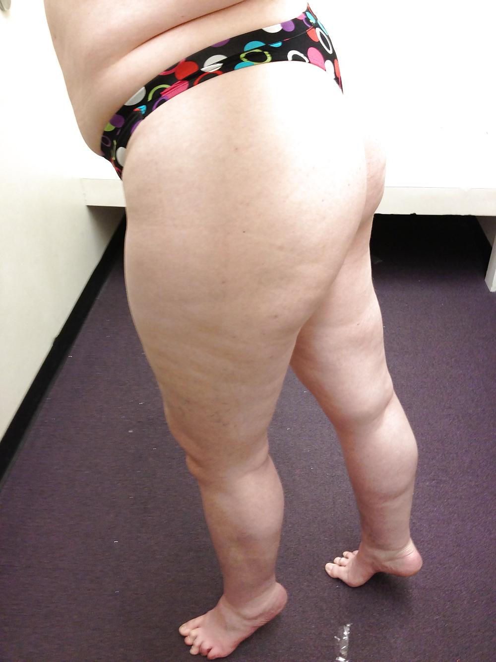 25P Showing off and teasing in JCPenny fitting room