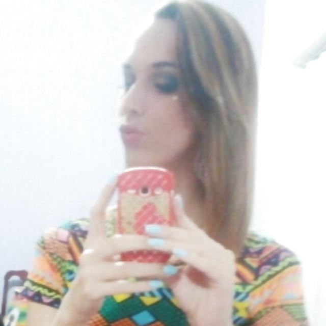 25P Viviane Merillo - Young Pretty Gurl