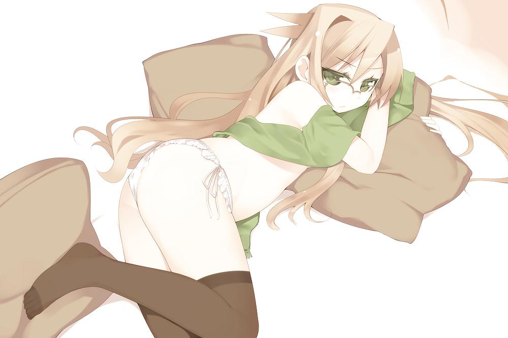 25P Anime girls in swimsuits