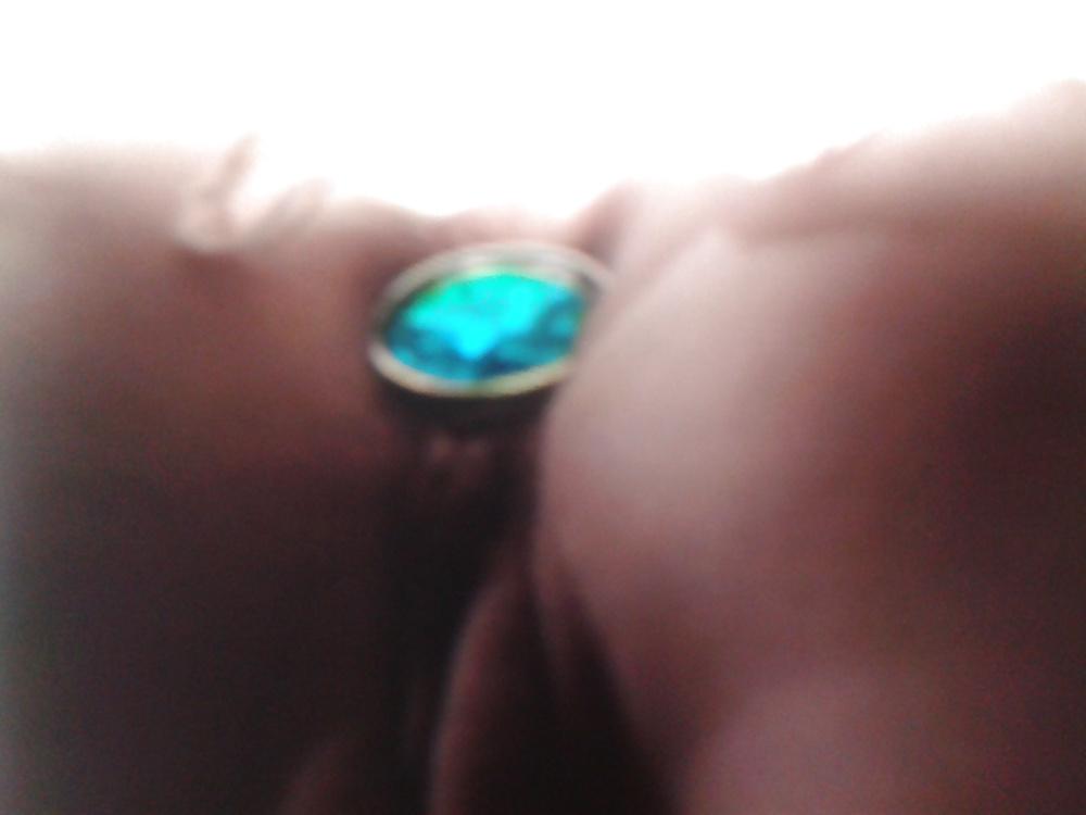 7P She is a princess with her plugs in