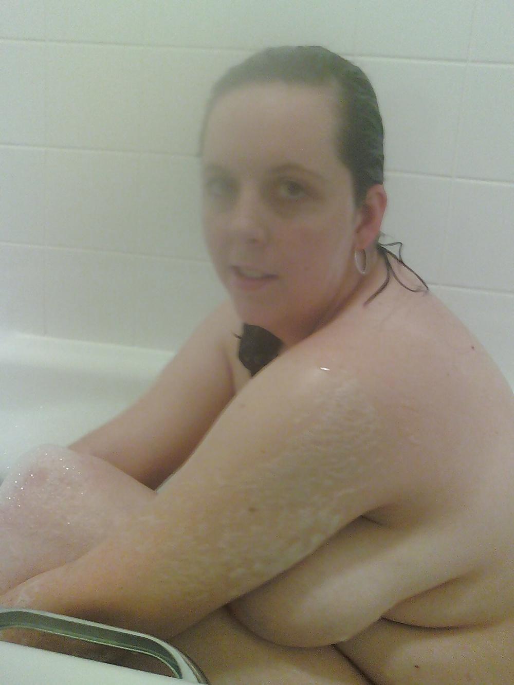 25P Bbw wife Amy in bath