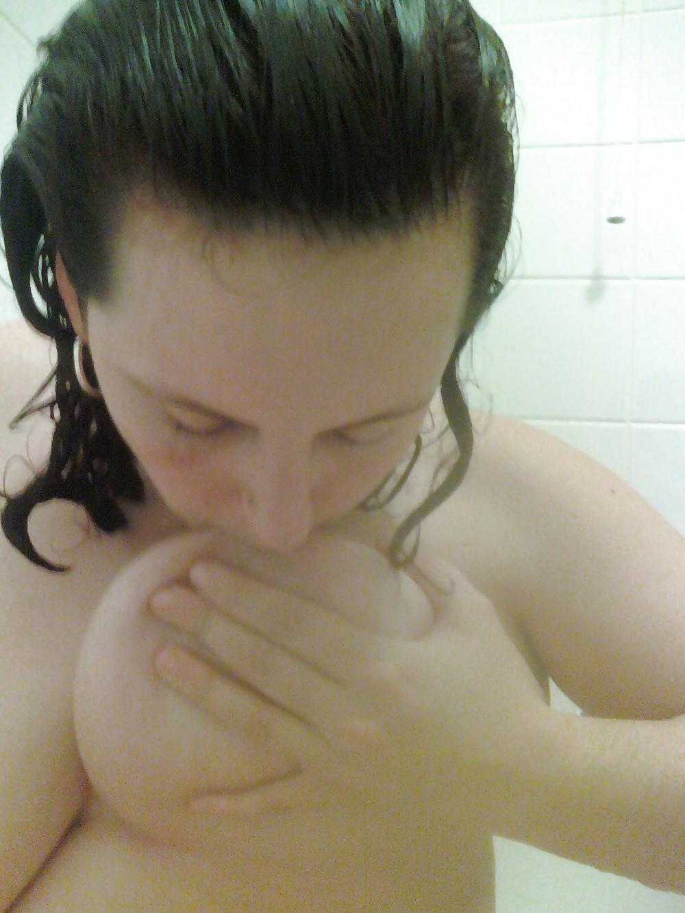 25P Bbw wife Amy in bath