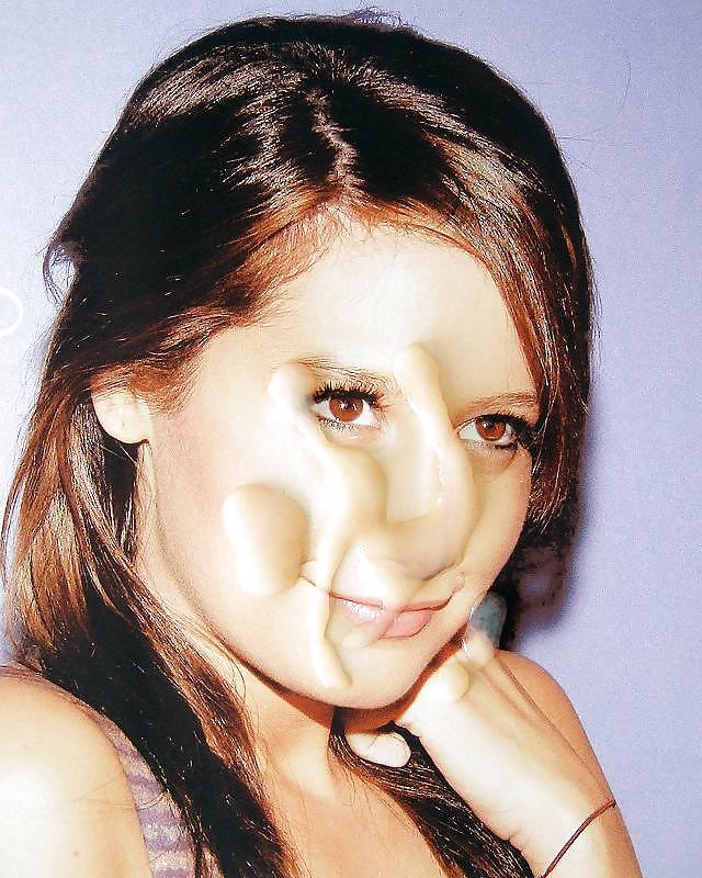 11P Cum on ashley