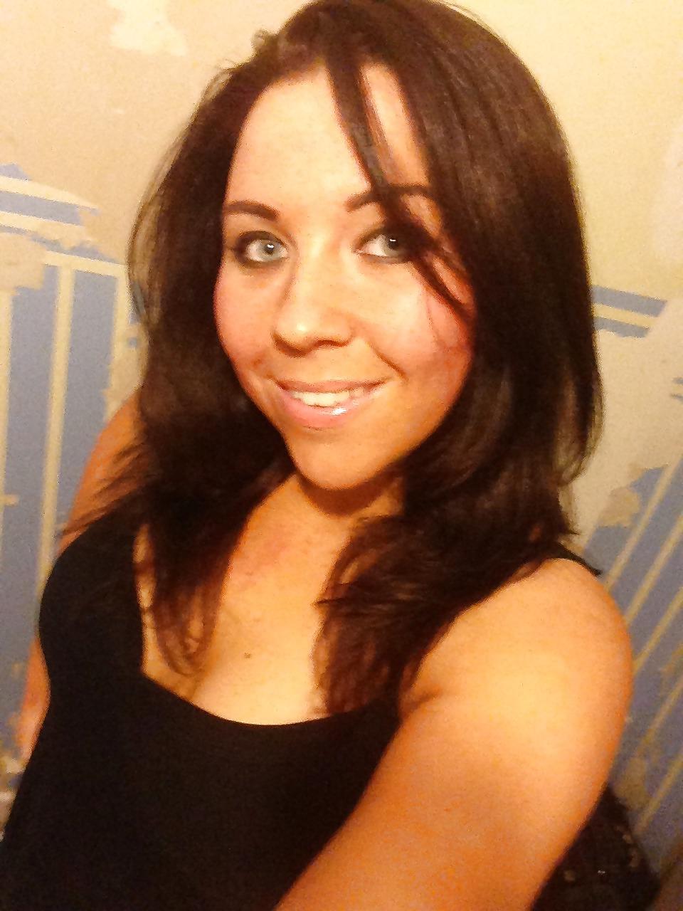 21P Chubby UK milf Princess