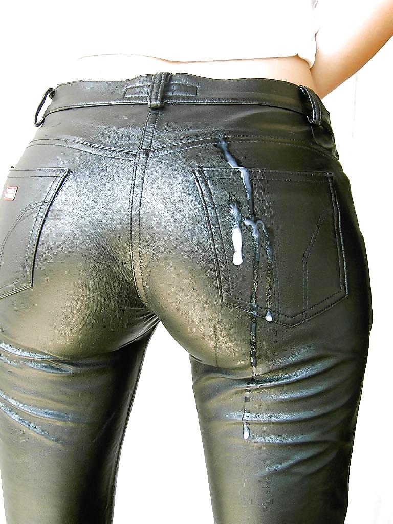 15P Cum on latex bum 2