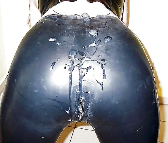 15P Cum on latex bum 2