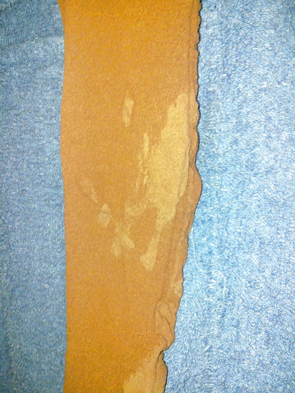 7P Cum on stocking's wife after sex