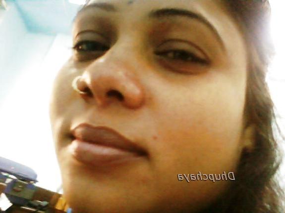 15P Bangladeschisches Callgirl im Hotelzimmer