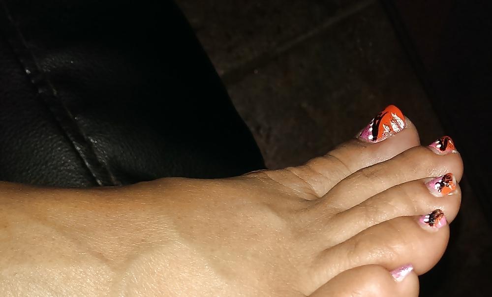 13P Cum on My Feet