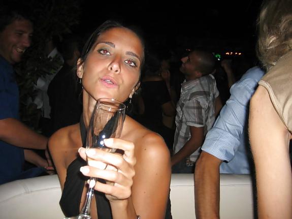 20P Sexy Greek Girlfriend Marilyn From Kifissia On Vacation