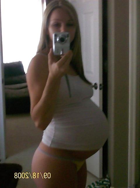 8P Beautiful pregnant - wunderschoene Schwangere