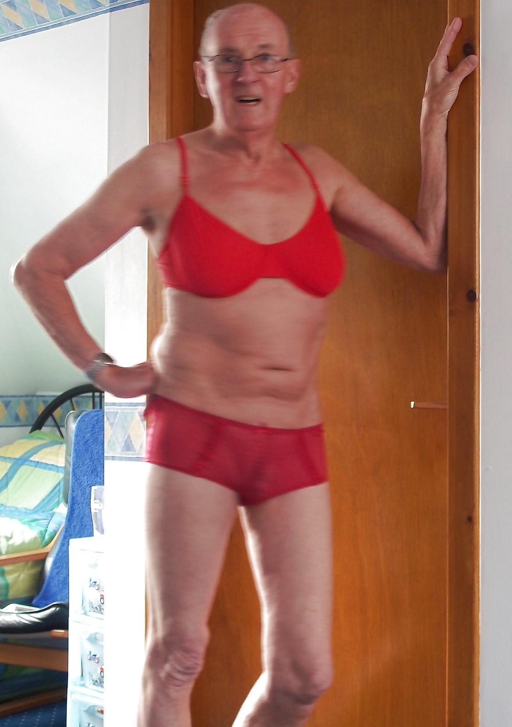 11P In my Bra & Panties