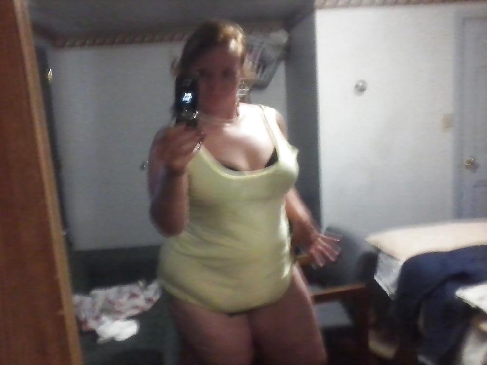 15P Lost and found cell pictures of sexy thick milf