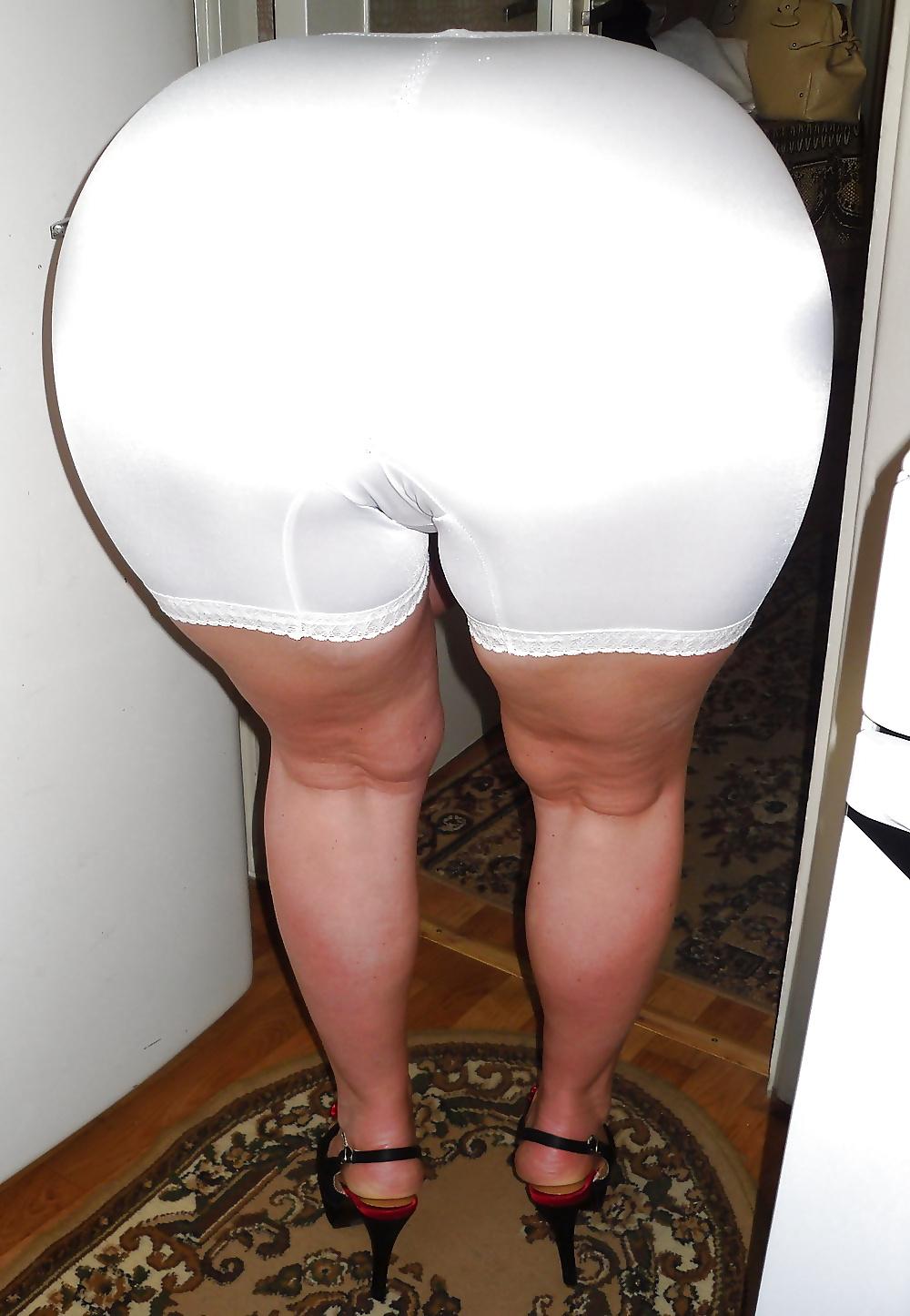 25P Panty Girdle