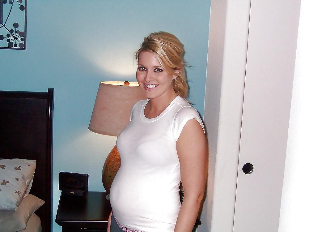 25P Enceinte - Pregnant 26
