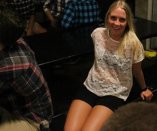 25P Danish teens-57-58-beach braces party amateurs 