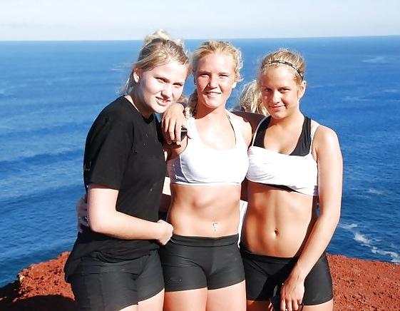 25P Danish teens-57-58-beach braces party amateurs 