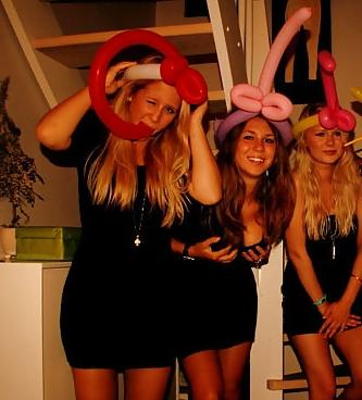 25P Danish teens-57-58-beach braces party amateurs 