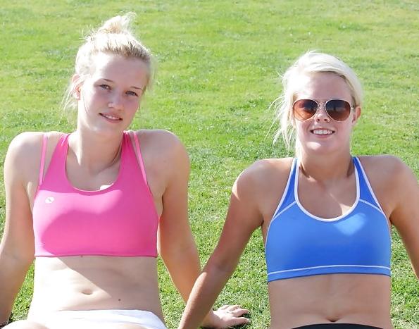 25P Danish teens-57-58-beach braces party amateurs 