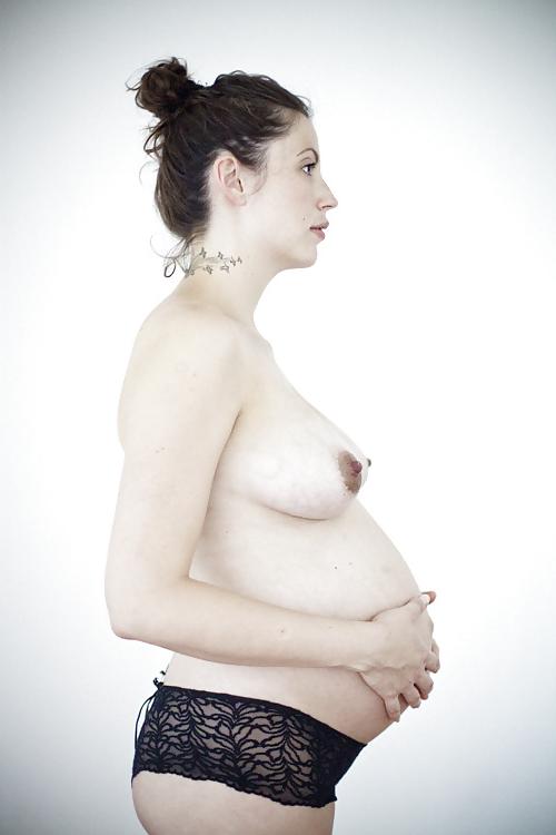 25P Pregnant - Sensualite des courbes