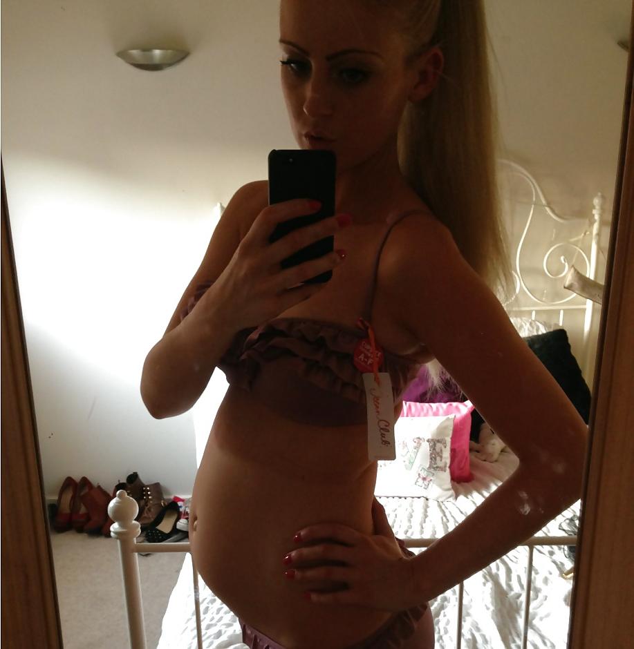 25P Pregnant - Sensualite des courbes
