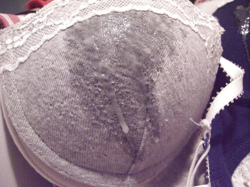 6P Licking and cumming on my cousin's bra and panties.