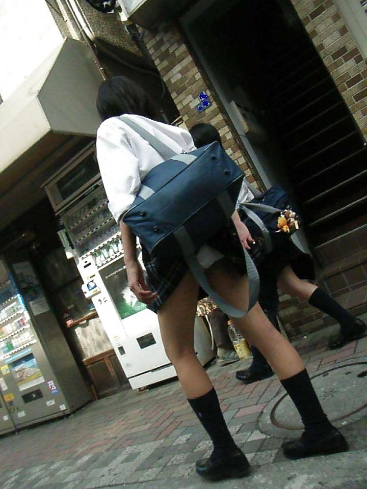 25P Japanese Sexy Teen