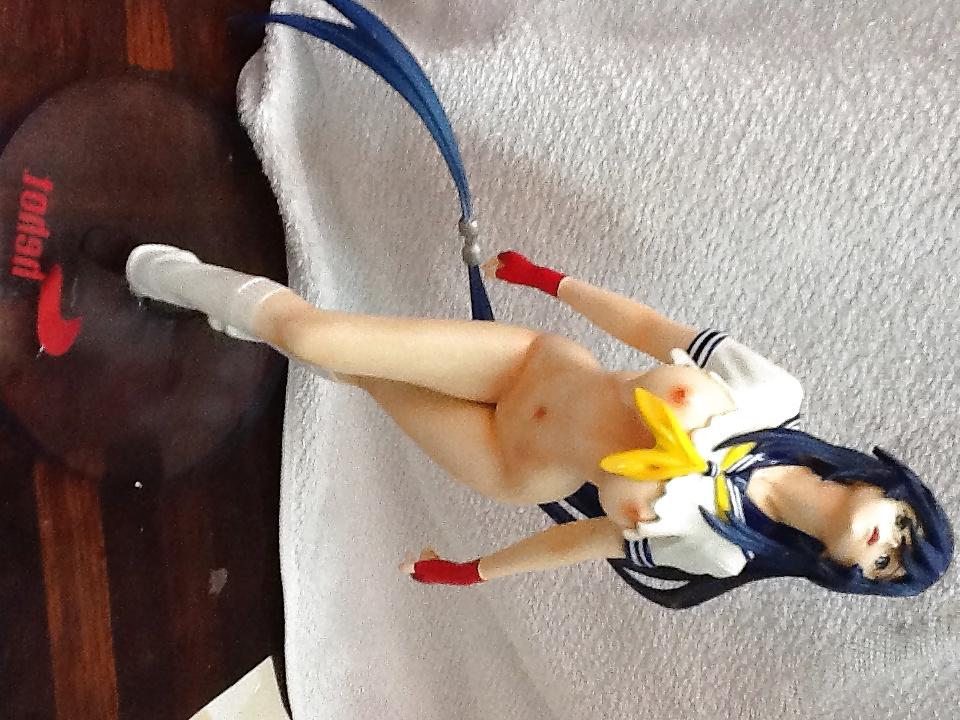 5P Cum on anime figures