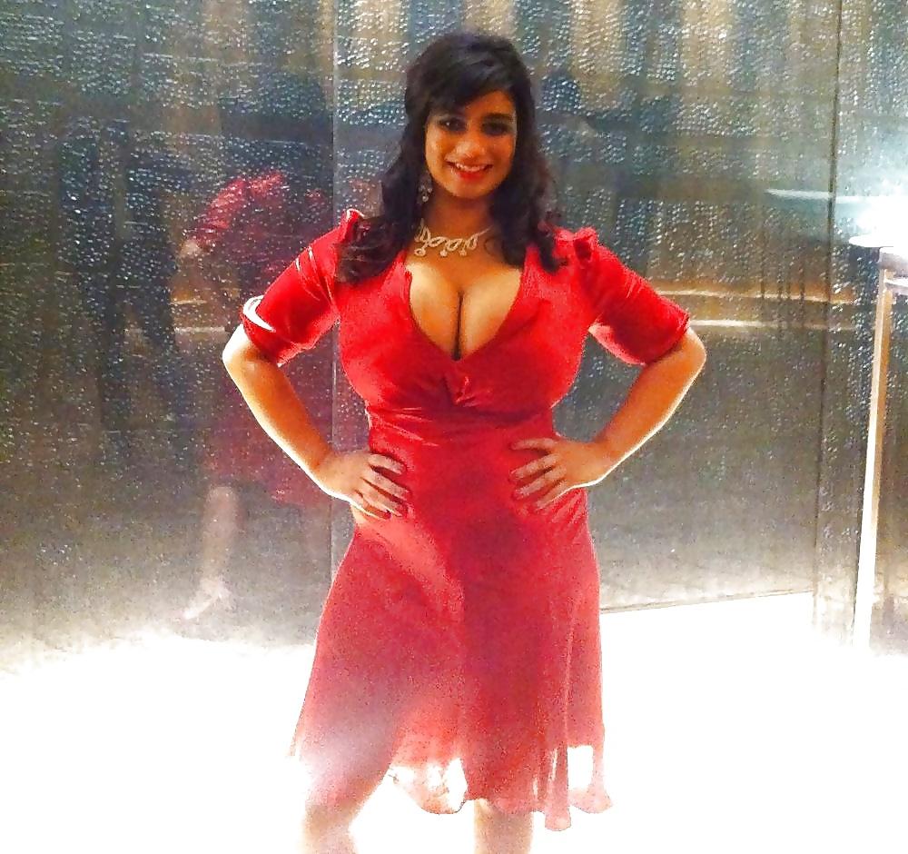 25P DRESSED TO TEASE 26 (LORDLONE) 