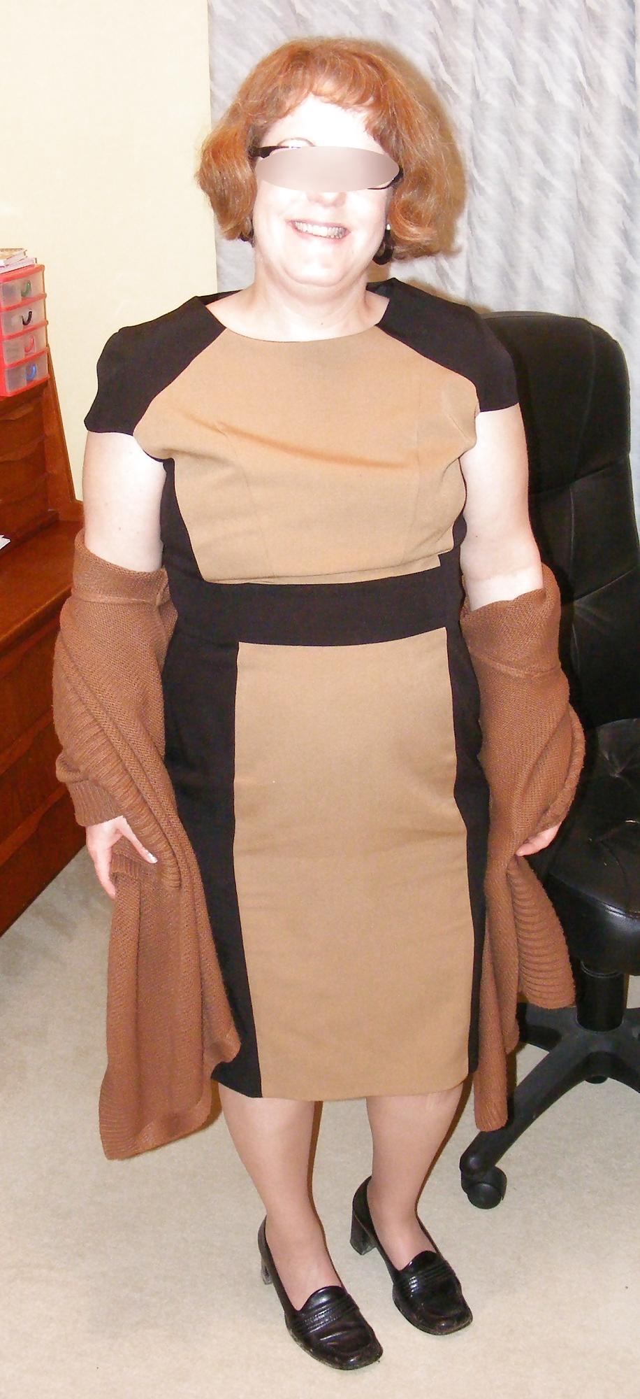 24P Slutty secretary in girdle and stockings