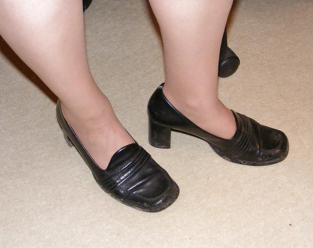 24P Slutty secretary in girdle and stockings
