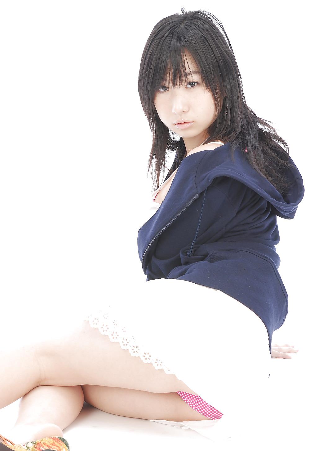 25P Japan teens