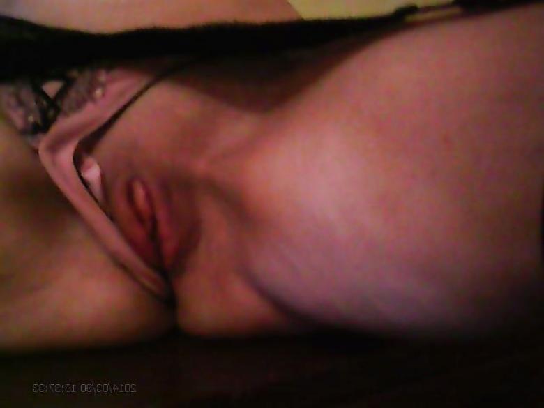 21P Milf Hot Pussy 