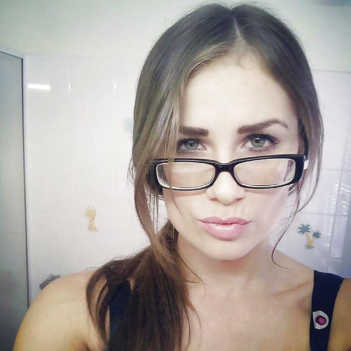 25P Cum on my glases