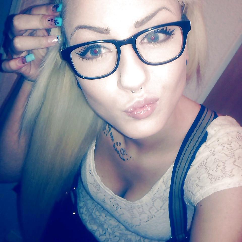 25P Cum on my glases