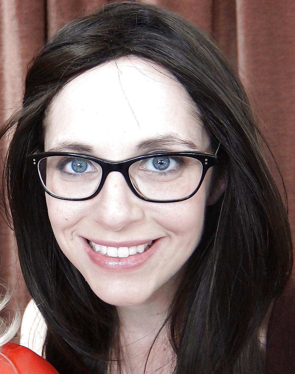 25P Cum on my glases