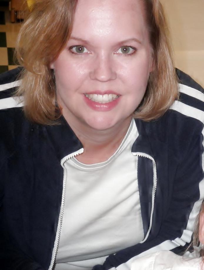 25P Please cum on Blonde MILF