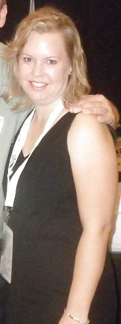 25P Please cum on Blonde MILF