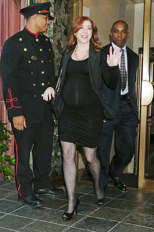25P Alyson hannigan pregnant